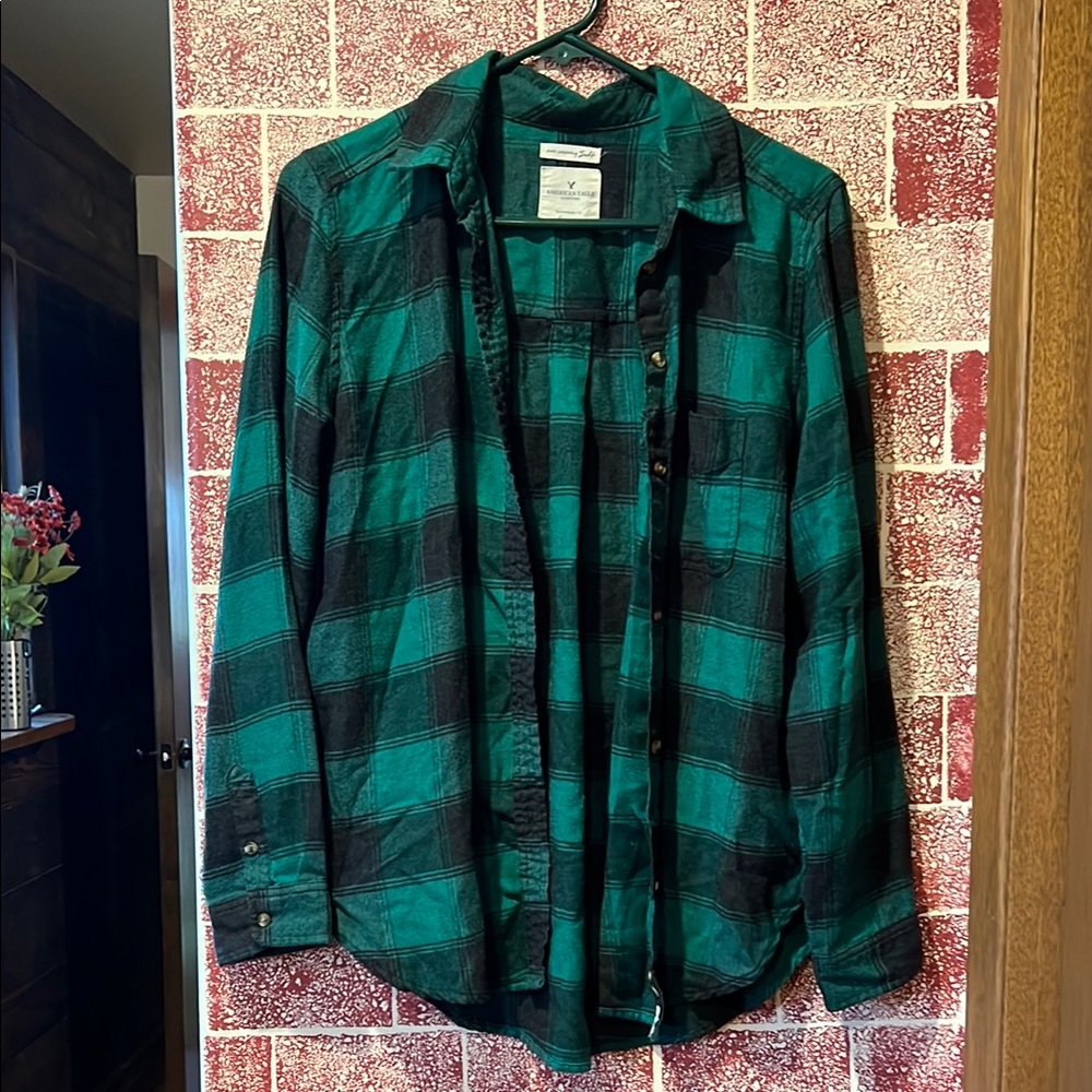 American Eagle Green Plaid Shirt